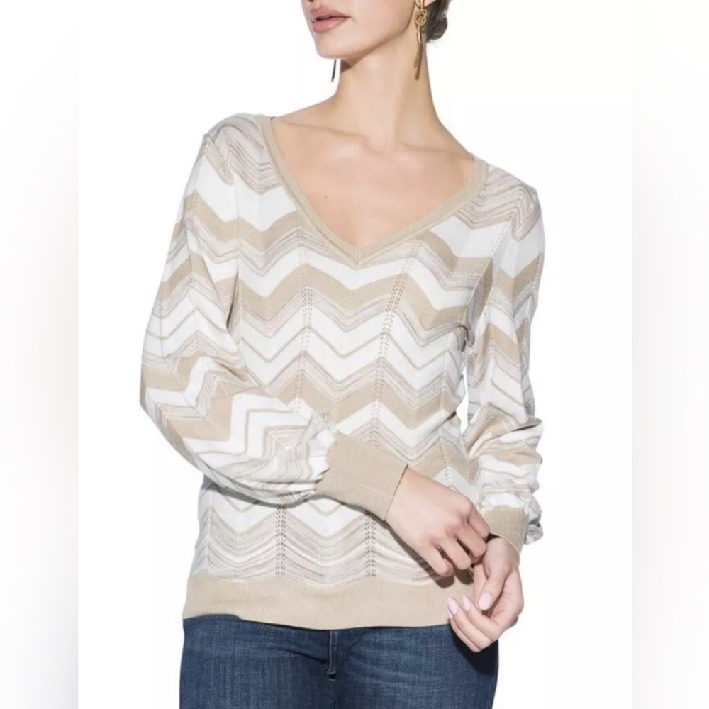 White House Black Market Sweater Sz Small Brown White Chevron Striped V-Neck Top
